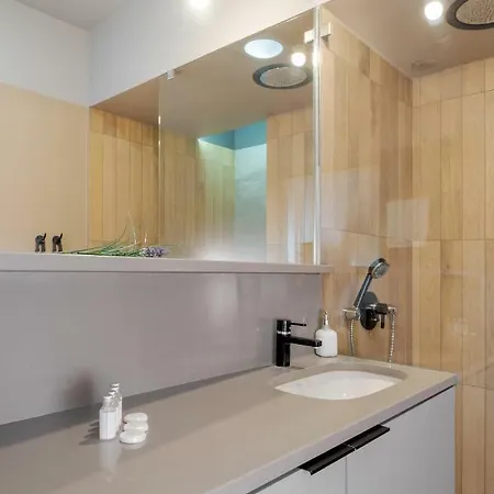 Up'arts Apartment