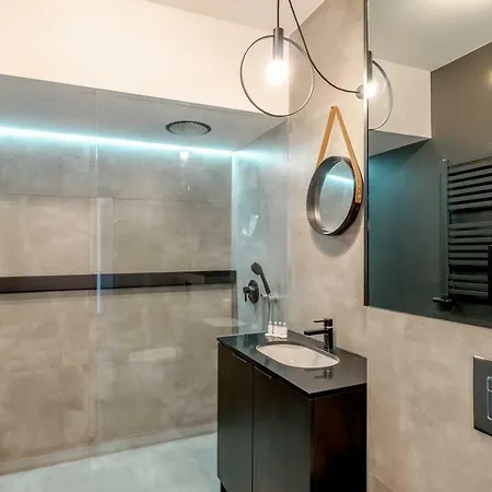 Apartment Up'arts